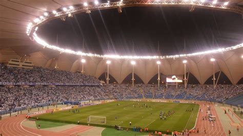 Striking in MMA: Boxing, Kicks, Knees and Distance