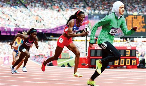 Striking in MMA: Boxing, Kicks, Knees and Distance Saudi combat sports image